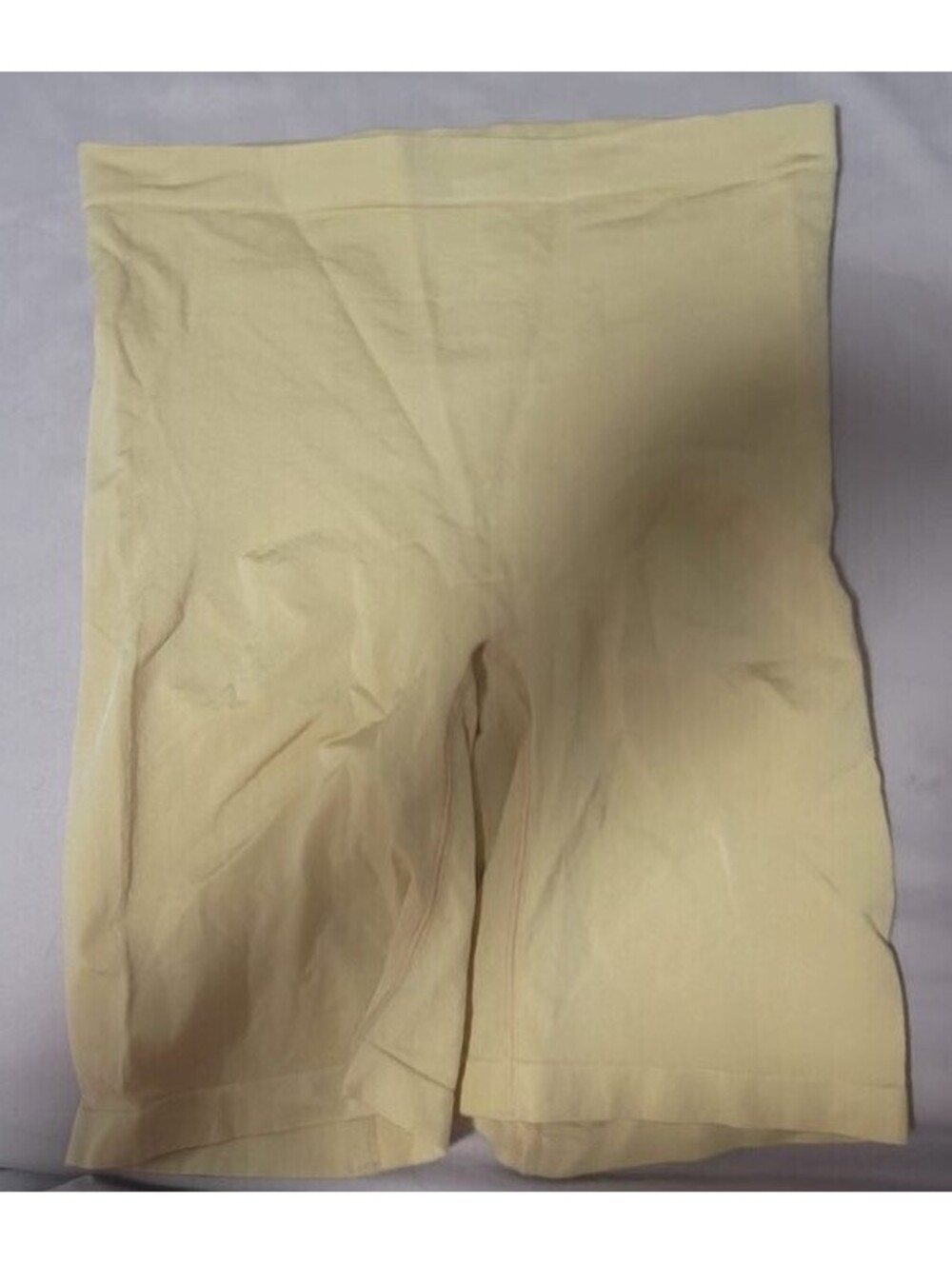 MAIDENFORM NUDE SHAPEWEAR SHORTS SIZE LARGE